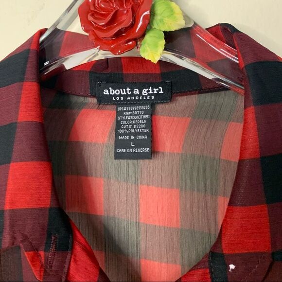 ABOUT A GIRL Los Angeles Women Plaid Checker Red-Black Prints Mesh Butto… - Picture 4 of 8